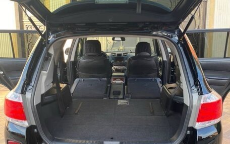 Toyota Highlander III, 2011 год, 1 900 000 рублей, 8 фотография
