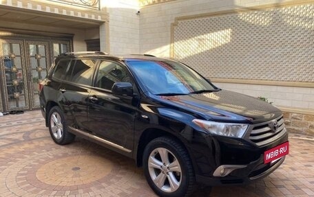 Toyota Highlander III, 2011 год, 1 900 000 рублей, 5 фотография