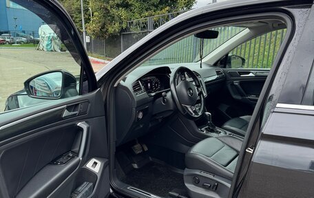 Volkswagen Tiguan II, 2017 год, 2 700 000 рублей, 6 фотография