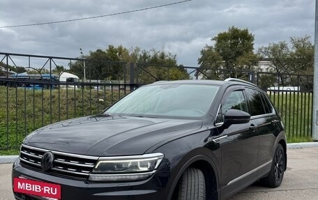 Volkswagen Tiguan II, 2017 год, 2 700 000 рублей, 3 фотография