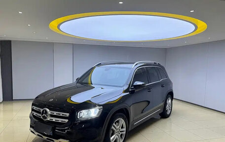 Mercedes-Benz GLB, 2022 год, 1 700 020 рублей, 2 фотография