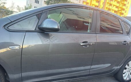 Opel Astra J, 2011 год, 650 000 рублей, 9 фотография