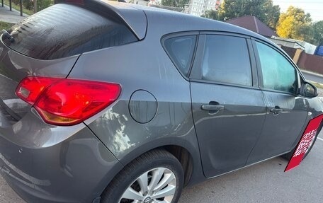 Opel Astra J, 2011 год, 650 000 рублей, 11 фотография