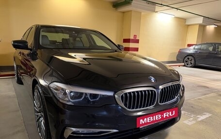 BMW 5 серия, 2017 год, 3 050 000 рублей, 4 фотография