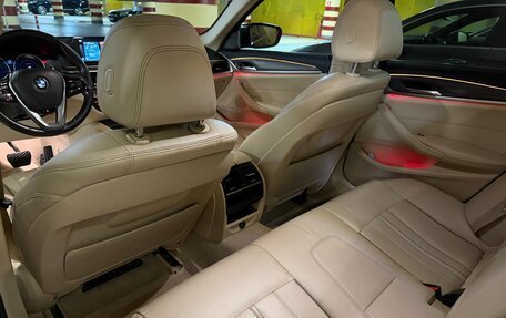 BMW 5 серия, 2017 год, 3 050 000 рублей, 13 фотография