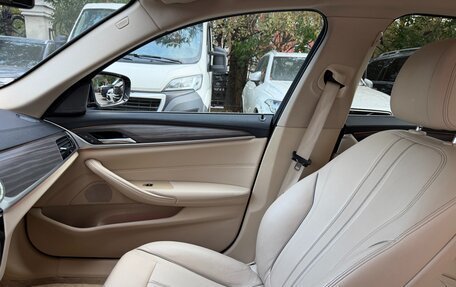 BMW 5 серия, 2017 год, 3 050 000 рублей, 12 фотография
