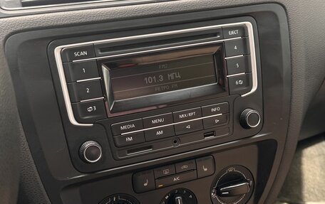Volkswagen Jetta VI, 2015 год, 1 110 000 рублей, 13 фотография