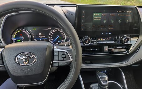 Toyota Highlander, 2021 год, 4 950 000 рублей, 10 фотография
