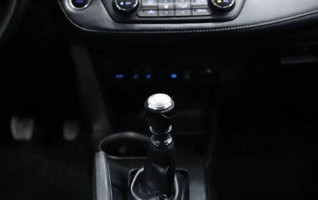 Toyota RAV4, 2019 год, 2 460 000 рублей, 15 фотография