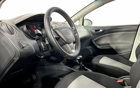 SEAT Ibiza IV рестайлинг 2, 2012 год, 715 000 рублей, 10 фотография