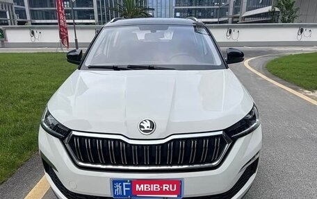 Skoda Kamiq I, 2022 год, 1 555 777 рублей, 2 фотография