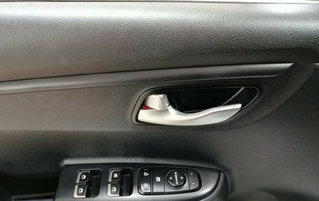 KIA Rio IV, 2019 год, 1 495 000 рублей, 13 фотография