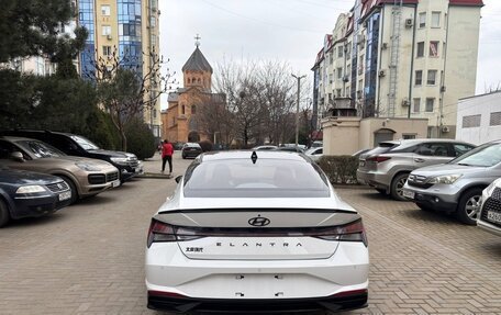 Hyundai Elantra, 2022 год, 1 480 000 рублей, 6 фотография