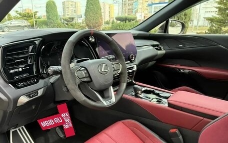 Lexus RX IV рестайлинг, 2024 год, 11 000 000 рублей, 11 фотография