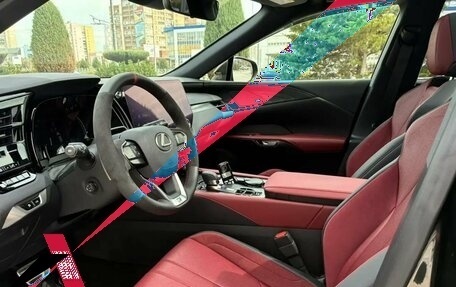 Lexus RX IV рестайлинг, 2024 год, 11 000 000 рублей, 9 фотография