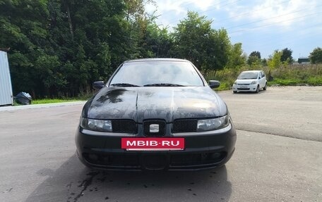 SEAT Leon II, 2003 год, 239 000 рублей, 2 фотография