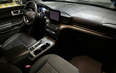 Ford Explorer VI, 2019 год, 3 600 000 рублей, 17 фотография