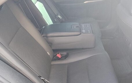 Toyota Camry, 2016 год, 3 800 000 рублей, 10 фотография