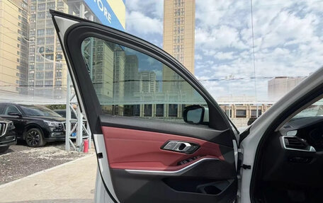 BMW 3 серия, 2021 год, 3 000 000 рублей, 9 фотография