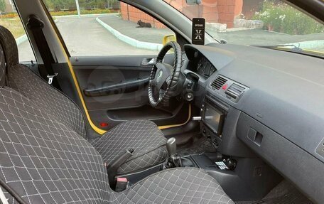Skoda Fabia I, 2003 год, 269 000 рублей, 8 фотография