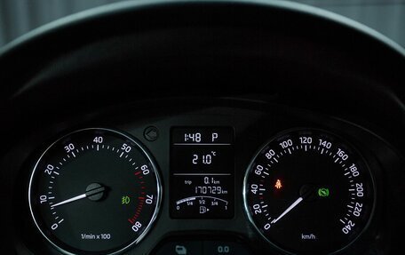 Skoda Rapid I, 2015 год, 947 000 рублей, 16 фотография