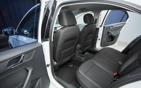 Skoda Rapid I, 2015 год, 947 000 рублей, 14 фотография