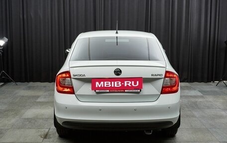 Skoda Rapid I, 2015 год, 947 000 рублей, 5 фотография
