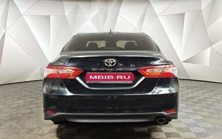 Toyota Camry, 2019 год, 1 998 000 рублей, 8 фотография