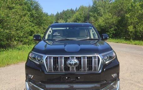 Toyota Land Cruiser Prado 150 рестайлинг 2, 2019 год, 4 850 000 рублей, 1 фотография