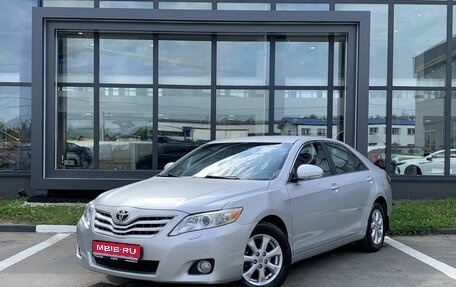 Toyota Camry, 2011 год, 1 019 000 рублей, 1 фотография