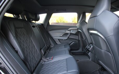 Audi Q5, 2025 год, 5 885 000 рублей, 17 фотография