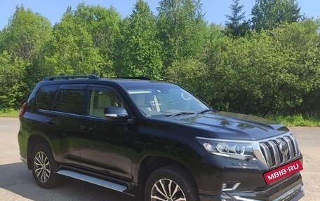 Toyota Land Cruiser Prado 150 рестайлинг 2, 2019 год, 4 850 000 рублей, 2 фотография