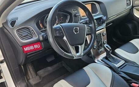 Volvo V40 II рестайлинг, 2018 год, 1 860 000 рублей, 3 фотография