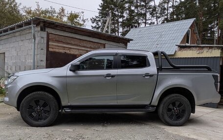 Isuzu D-Max, 2021 год, 6 000 000 рублей, 4 фотография