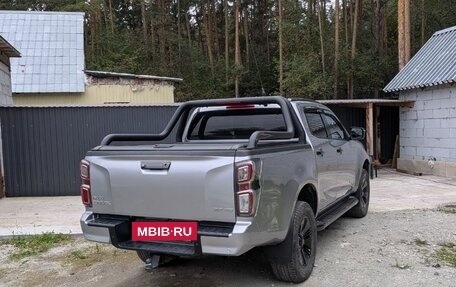 Isuzu D-Max, 2021 год, 6 000 000 рублей, 3 фотография