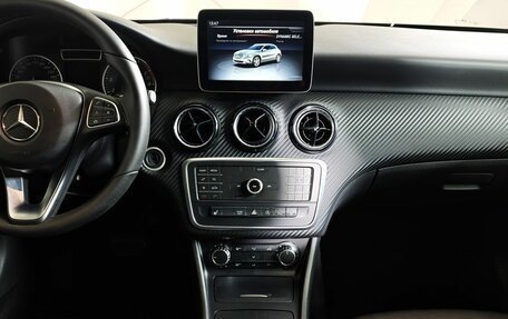 Mercedes-Benz GLA, 2016 год, 1 549 000 рублей, 15 фотография