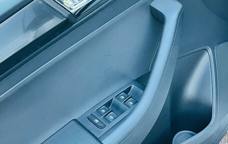 Skoda Rapid II, 2020 год, 2 400 000 рублей, 4 фотография