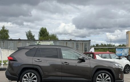 Toyota RAV4, 2020 год, 3 895 000 рублей, 4 фотография