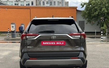 Toyota RAV4, 2020 год, 3 895 000 рублей, 6 фотография