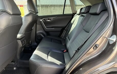 Toyota RAV4, 2020 год, 3 895 000 рублей, 36 фотография