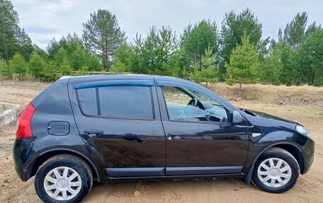 Renault Sandero I, 2011 год, 440 000 рублей, 2 фотография