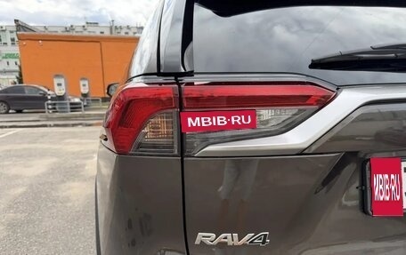 Toyota RAV4, 2020 год, 3 895 000 рублей, 29 фотография