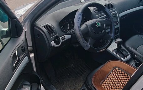 Skoda Octavia, 2011 год, 800 000 рублей, 6 фотография