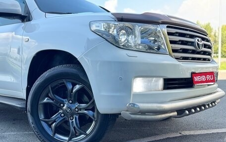 Toyota Land Cruiser 200, 2010 год, 2 450 000 рублей, 19 фотография