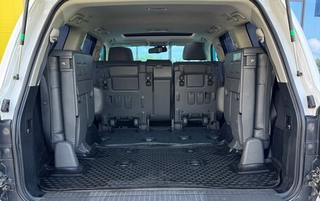 Toyota Land Cruiser 200, 2010 год, 2 450 000 рублей, 30 фотография