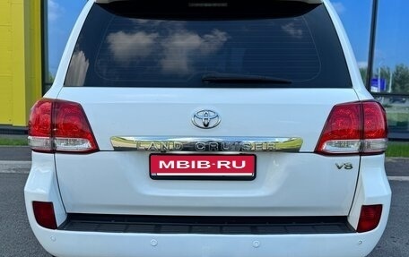 Toyota Land Cruiser 200, 2010 год, 2 450 000 рублей, 23 фотография