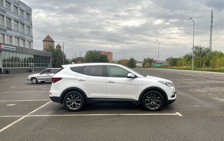 Hyundai Santa Fe III рестайлинг, 2017 год, 2 290 000 рублей, 3 фотография