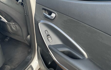Hyundai Santa Fe III рестайлинг, 2017 год, 2 290 000 рублей, 15 фотография