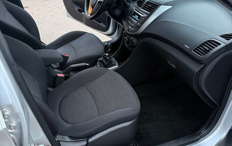Hyundai Solaris II рестайлинг, 2016 год, 1 145 000 рублей, 11 фотография