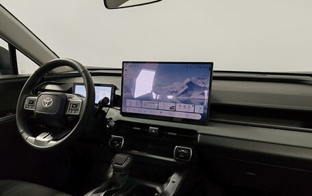 Toyota RAV4, 2026 год, 4 690 000 рублей, 14 фотография